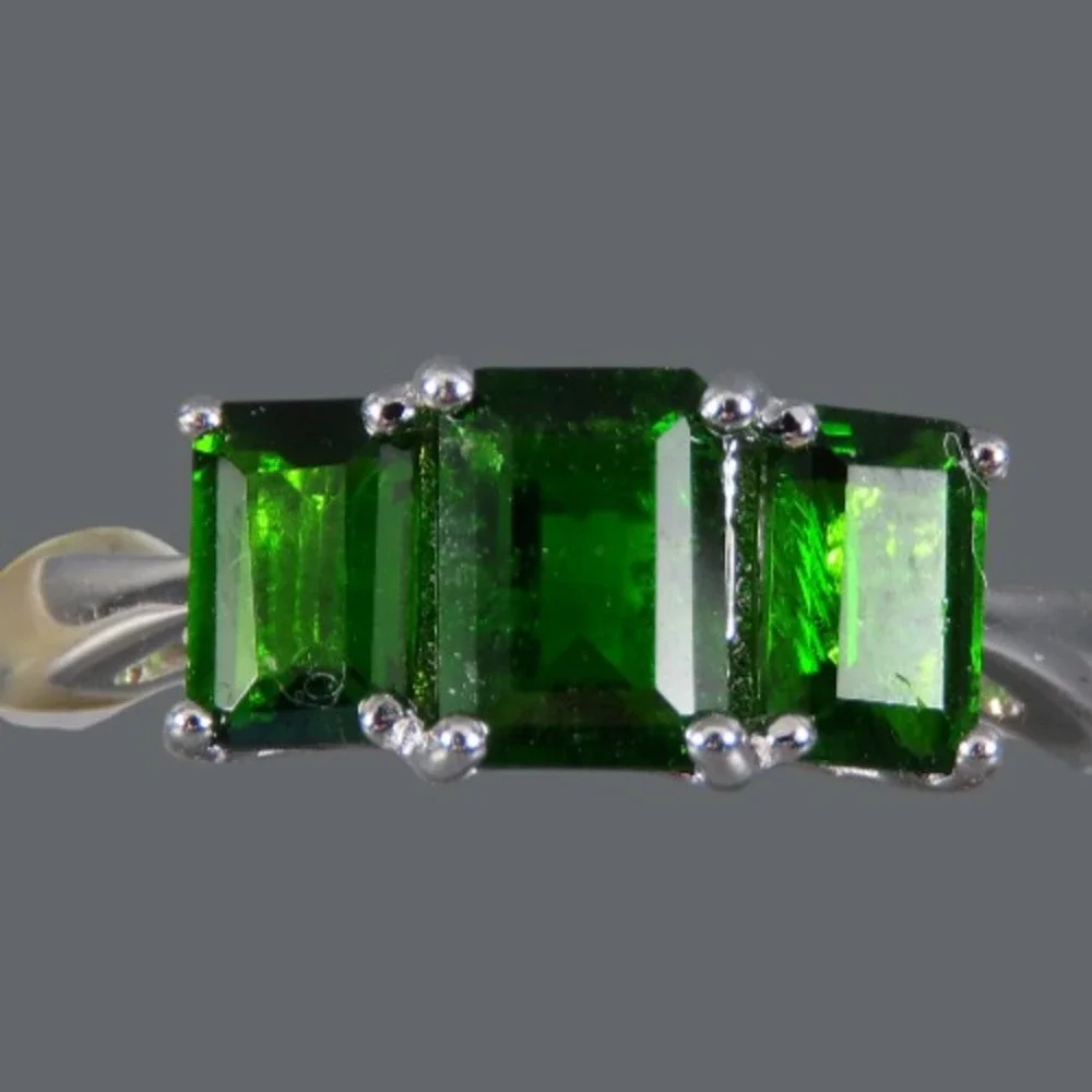 New BBJ STERLING SILVER RING Emerald Cut GREEN CHROME DIOPSIDE 3-Three-Stone 8